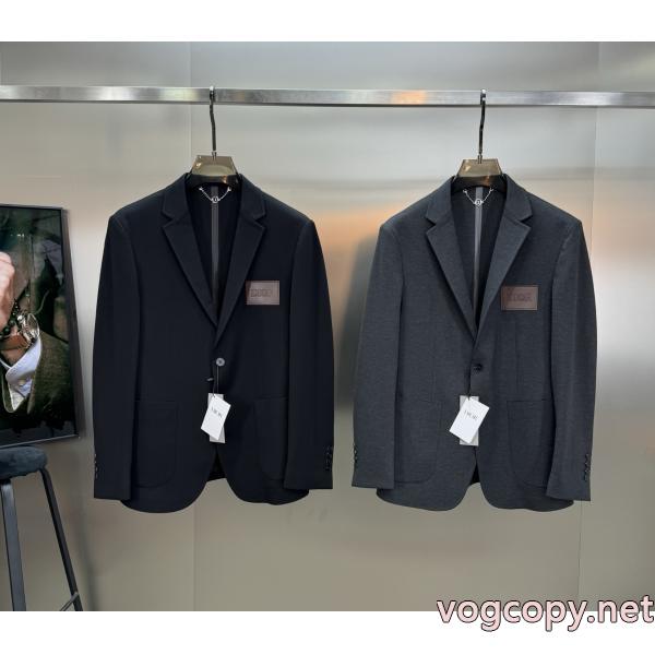 スーツ格好良い 上質で格好い 品良くおしゃれDiorコピー 商品 通販