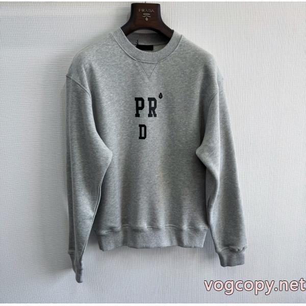 ブランド 偽物 激安 通販    ブランド 長袖冬のコーデにぴったり 優れたデザイン すぐにお届けPRADA..
