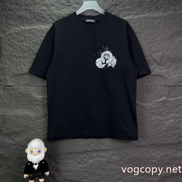 速達EMS便 魅力的な新作 洗練された雰囲気半袖Tシャツスーパー コピー 品CHROME HEARTS