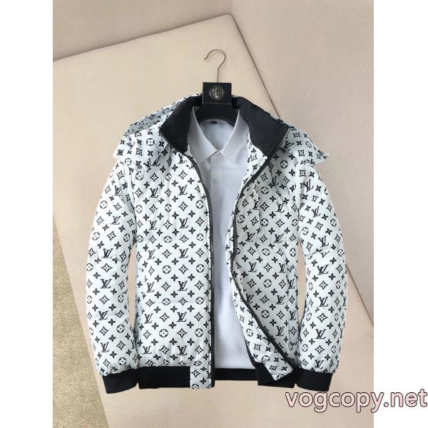 シンプルで合わせやすい 今年の流行りファション 高感度アイテムLOUIS VUITTONコピー 商品 通販ダウンジャケット
