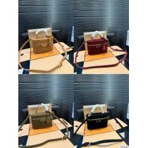 偽 ブランド サイト今年新作登場 最低価格保証 大切な日にレディースバッグLOUIS VUITTON