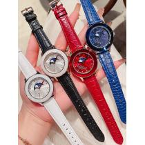 SWAROVSKI秋冬トレンド 国内入手困難 販売店舗限定モデル時計偽物 ブランド 激安..