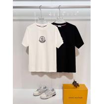 ブランド 通販 激安限定人気セール アイドル着用 大評判のデザインMONCLERTシャツ