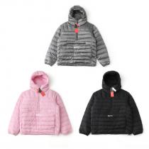 SUPREMEダウンジャケットシンプルなデザイン 絶対欲しい新作 超希少商品コピ...