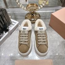     スニーカー偽 ブランド 販売MIUMIU2026秋冬新作 SALE品追加...