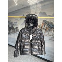MONCLERダウンジャケット高品質限定アイテム 高い品質を誇る 個性派 コピー 商品 販売