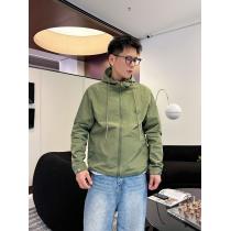 嬉しいポイント 激安大特価定番人気 新作追加!PRADAジャケットスーパー コピ...