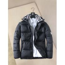 注目のアイテム 流行り 数量限定&最新作BURBERRYコピー 商品 販売ダウンジャケット