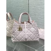 Dior在庫数限定 通気性のいい 使いやすいコピー ブランド 販売バッグ.