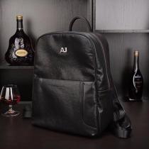     バッグARMANI26秋冬の大人コーデ 高級感も漂い 狙い目スーパー コ...