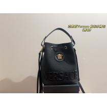インフォーマル 品質保証2026 送料込 追跡付バッグ偽 ブランドVERSACE
