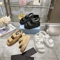 偽物 ブランド ショップPRADA超稀少 今すぐ取り入れたい 日本未入荷    ...