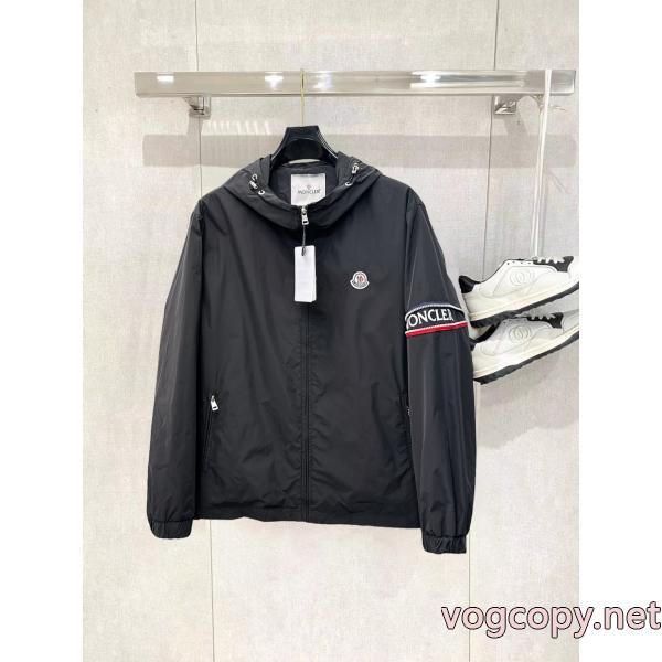 ブランド 偽物 激安 通販MONCLERセール中 風合いが魅力 高級な質感ジャケット