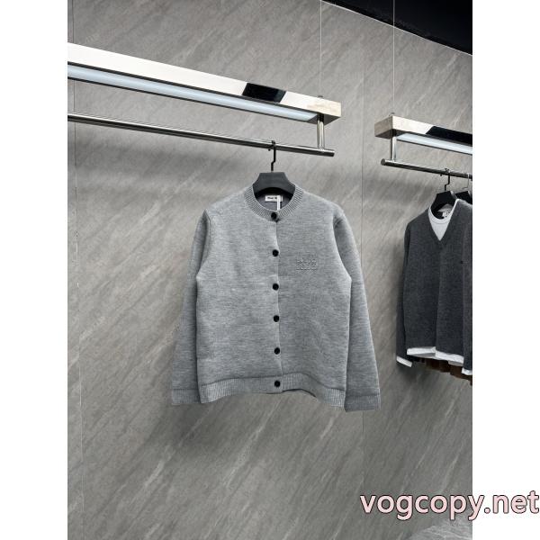 知的セクシースタイル 今年っぽいトレンド商品 おすすめセールブラウスシャツ偽物 ブランド 販売ミュウミュウ..