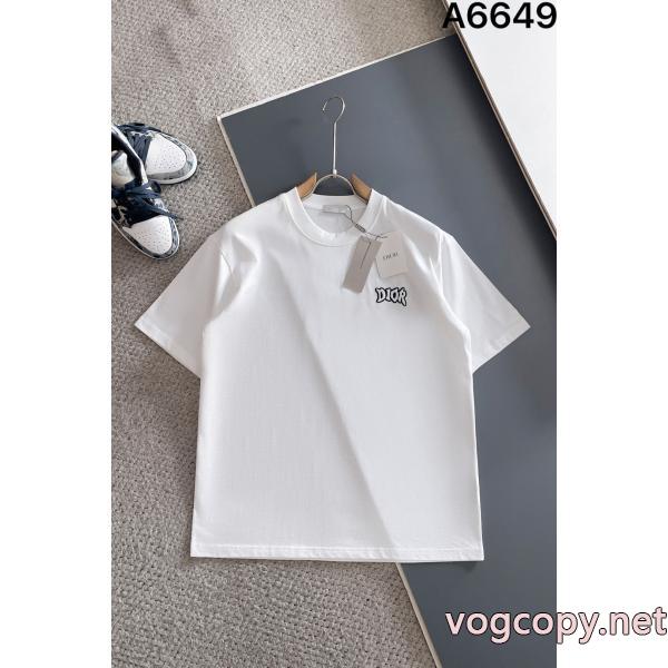 秋服コーデ2026年版 ロゴが素敵 超激得新作Dior激安 通販 専門店半袖Tシャツ