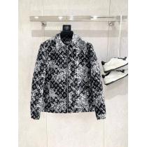 ジャケットLOUIS VUITTONコピー 品 販売日本未入荷 一番人気 人気定...
