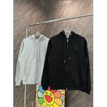 ブランド 通販店BURBERRYパーカー人気話題 ヴィンテージ感 オフスタイル！