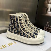 最落なし 販売店舗限定モデル きれいめコーデに変身スニーカーコピー ブランド 優良Dior..