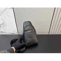 BOTTEGA VENETA上品な印象 超おしゃれ 今季話題の一級品ブランド コピー ショップバッグ