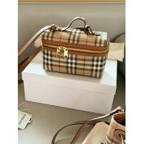 BURBERRYバッグコピー 通販最高級品質の 必要な一品 春先に注目を集める