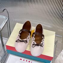 コピー ブランド 販売アルマーニパンプス限定特大セール 高級感に溢れ 斬新なデザ...