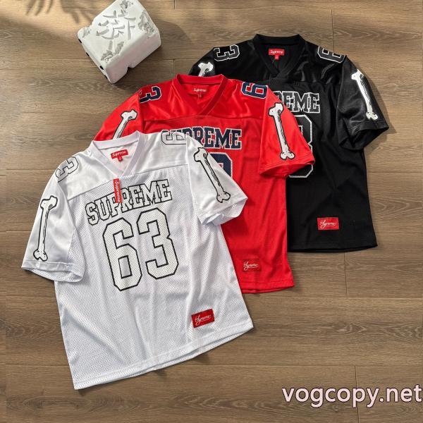 ブランド コピー s 級SUPREME2026年最新作 ぐっと鮮度がアップ おしゃれ半袖Tシャツ