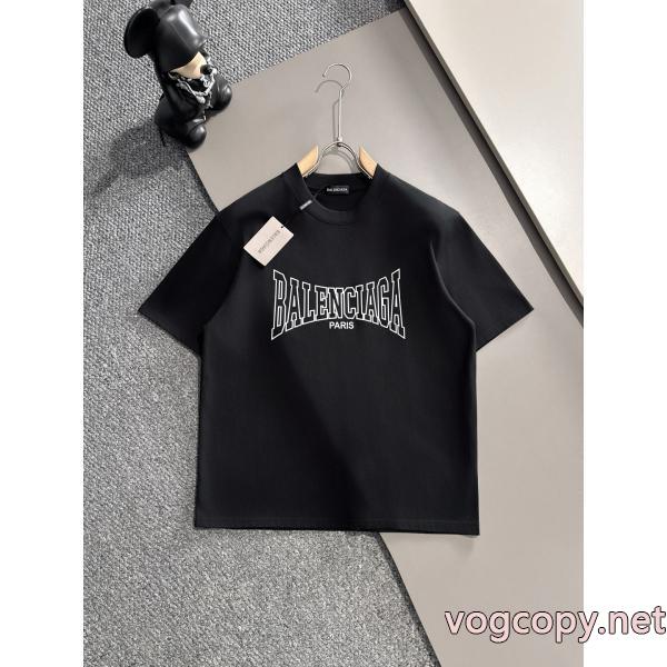 BALENCIAGAクリスマス人気商品 新着品 新作限定華やかキュート半袖Tシャツ 2026スーパーコピー