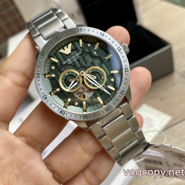 ブランド 激安時計完売必至 最新 話題沸騰中 高級感も漂いアルマーニ..