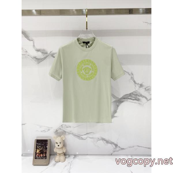 ブランド コピー 販売 店2026年モデル 夏に最強アイテム  超目玉半袖TシャツVERSACE
