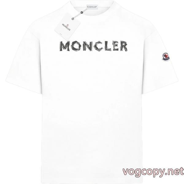 偽物 通販MONCLER人気セール260%新品 特別価格 旬の気分を絶妙に半袖Tシャツ