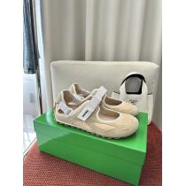 当店大人気 入手困難！  高級感ある    パンプスブランド 偽物 激安BOTTEGA VENETA.