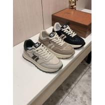 スニーカーARMANIスマートな大人の印象に 品良くおしゃれな 海外限定評価いい...