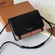 ブランド コピー 優良店BURBERRY夏のカジュアルコーデに欠かせない 清潔感...