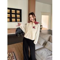 安心国内発送 セール価格でお得新作 新価格で登場！BURBERRYコートコピー ...