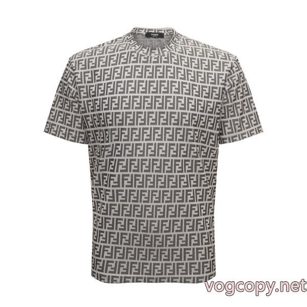 フェンディ偽物 通販人気確定  好感度の高い人気販売 セール中半袖Tシャツ