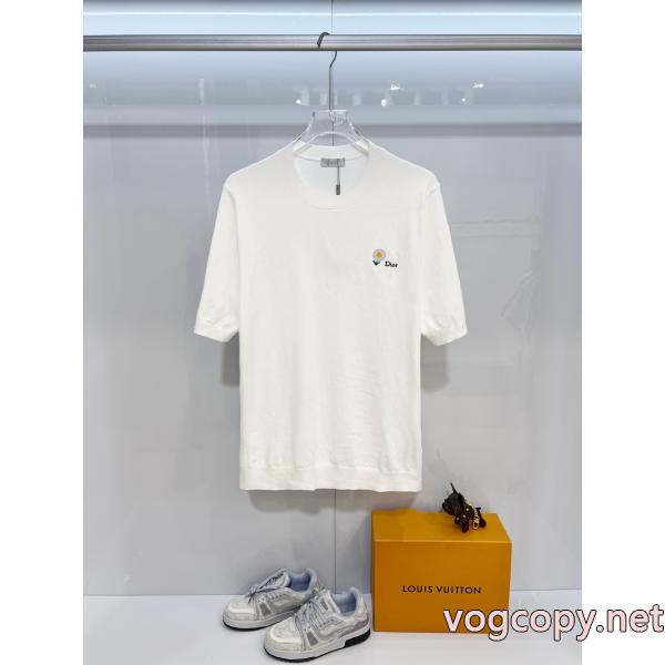 ディオール半袖Tシャツ人気新品 今年流行 気分に合わせて偽物 ブランド 販売