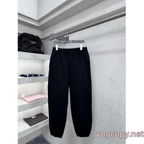 さわやかに新品おすすめ 今年流行 今年のトレンド！    ズボンBURBERRY偽 ブランド 購入.