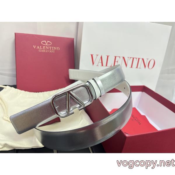 今年のトレンドのシルエット 話題の新作到着 極上の着心地VALENTINOブランド コピー 安心    ベルト.