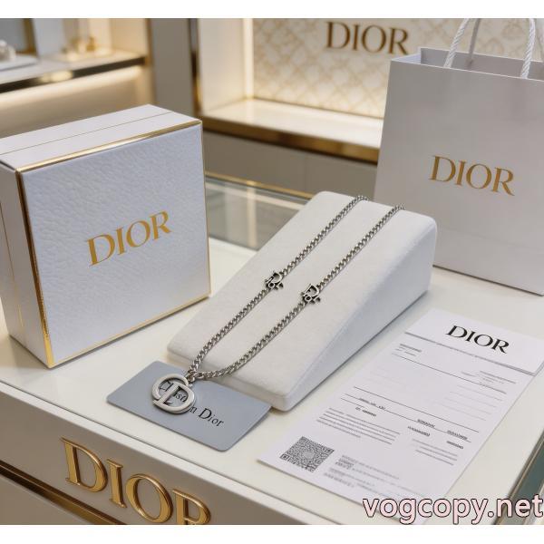 ブランド コピー ショップDior    アクセサリー男女共用 数量限定大得価 季節感をプラス人気商品.