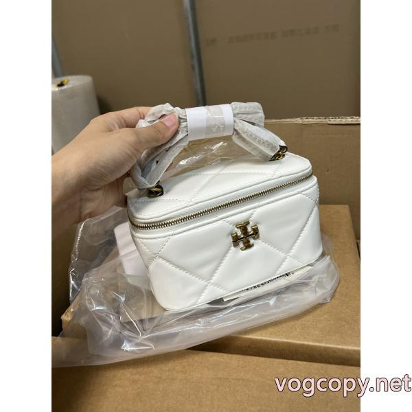 バッグTory Burchブランド 通販 激安今年買い足したい！ トップスをインするスタイル 一番人気.