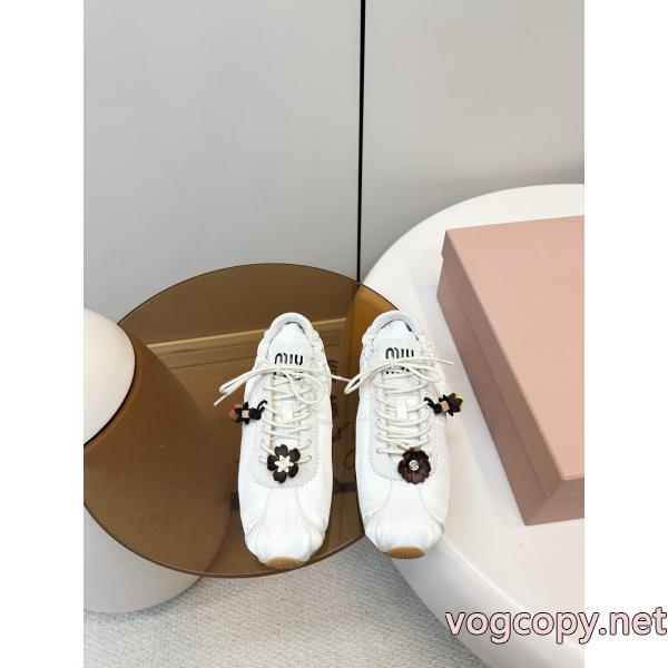 MIUMIUブランド レプリカ    ずっと愛用したいアイテム 素敵な夏の定番アイテム 夏季限定販売..