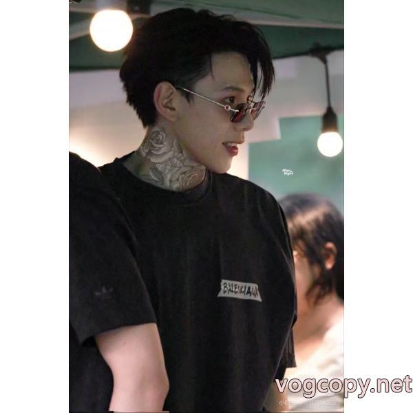 BALENCIAGA半袖Tシャツ2026おすすめ 品質の高い 全国無料正規品ブランド 偽物 通販