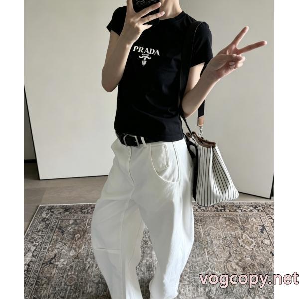 半袖TシャツPRADAブランド アクセサリー 激安雑誌登載商品 新品保証 在庫希少