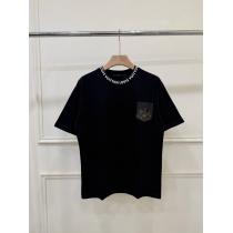 ブランド 激安著名人も愛用した 2026年用 新作人気LOUIS VUITTON半袖Tシャツ