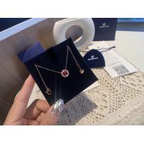 SWAROVSKIアクセサリー存在感のある 人気話題 新作限定おしゃ可愛コピー 品 ブランド.