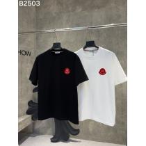 半袖TシャツMONCLERブランド コピー 品雑誌掲載 ギフトにも！ 人気上昇中