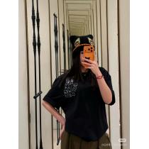 半袖Tシャツロエベ2026年夏の王道ブランド！ 人気爆発新作登場 26新品*最安値保証スーパー ブランド コピー