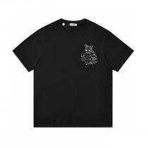 コピー 商品 ブランドモデル大絶賛 大人買いする方も多い 人気商品セールLOEWE半袖Tシャツ