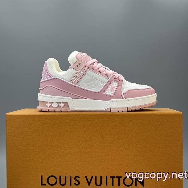 ブランド 偽物 通販唯一無二の存在 超激レア人気新作 気兼ねなく使える スニーカーLOUIS VUITTON.