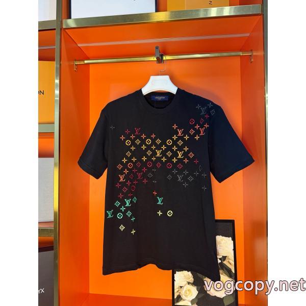 LOUIS VUITTON新作限定　人気沸騰中 格安SALE リラックススタイルが実現ブランド 通販半袖Tシャツ